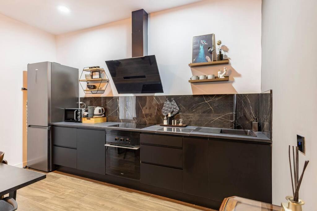 Luxury And Elegant Apartment Madrid Buitenkant foto
