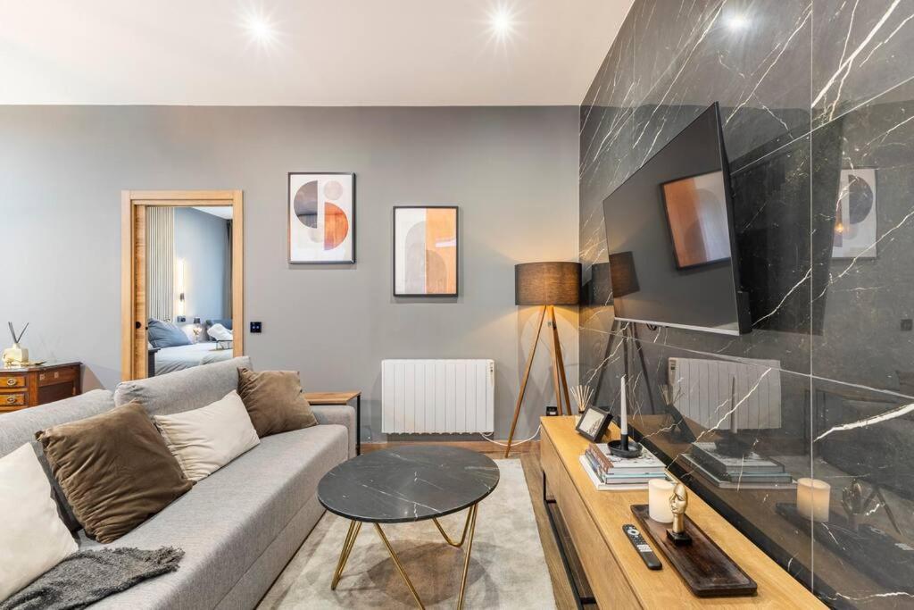 Luxury And Elegant Apartment Madrid Buitenkant foto
